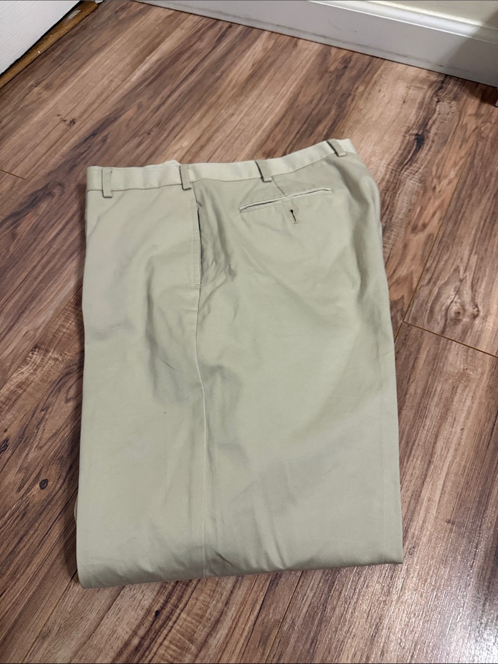 Brooks Brothy Men's Classic Chino Pants in Light Khaki